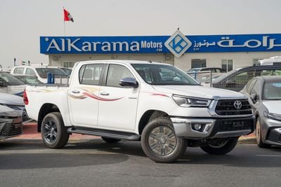 تويوتا هيلوكس 2.7L SR5 - Manual Transmission - GCC Specs - Rear Camera - Bed Liner