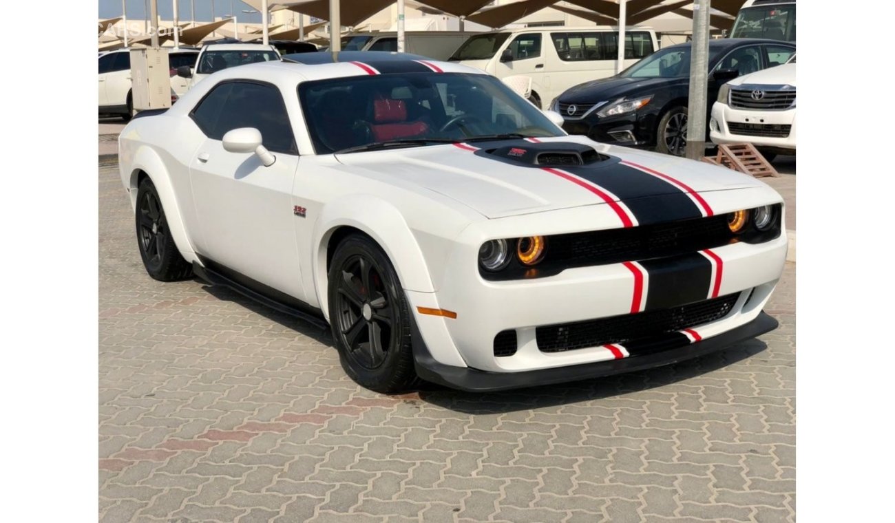 دودج تشالينجر Dodge Challenger  Shaker V8 6.4/ 2018 model / Full Option