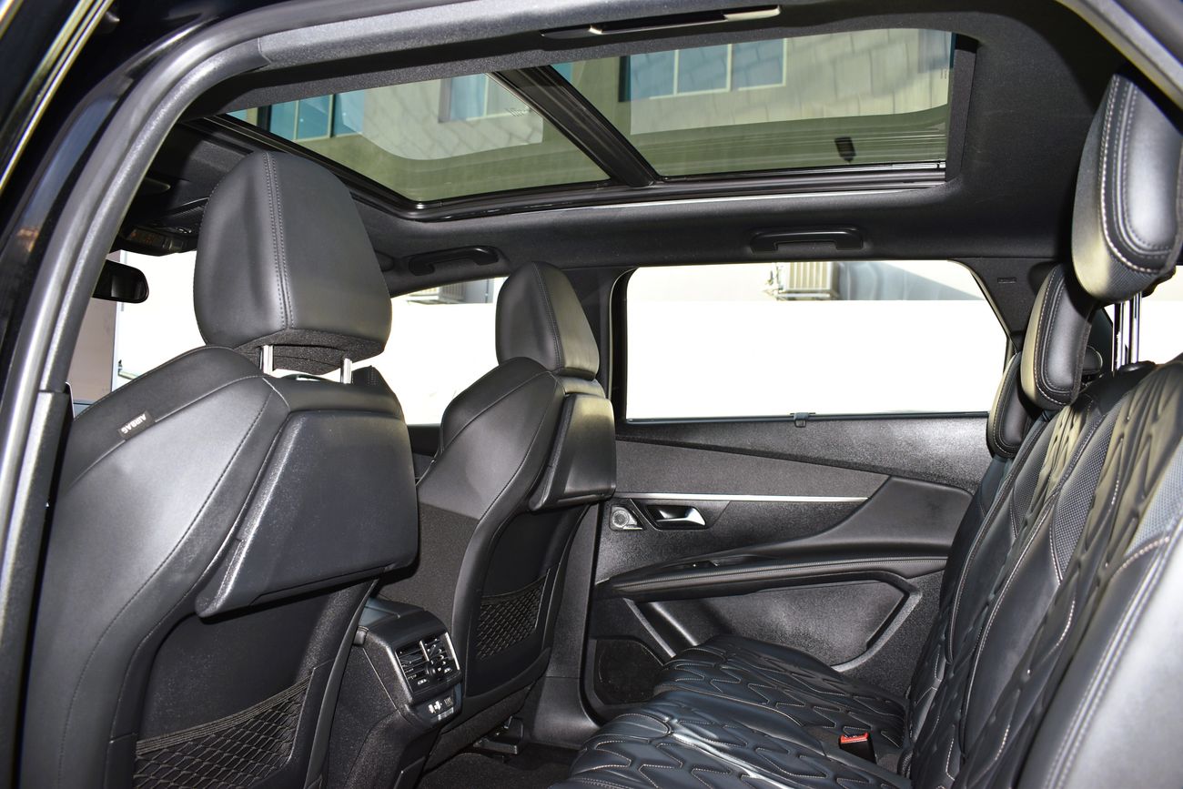 Peugeot 5008 AED 1279 PM | 1.6L GT LINE GCC AGENCY WARRANTY UP TO 2026 OR 100K KM