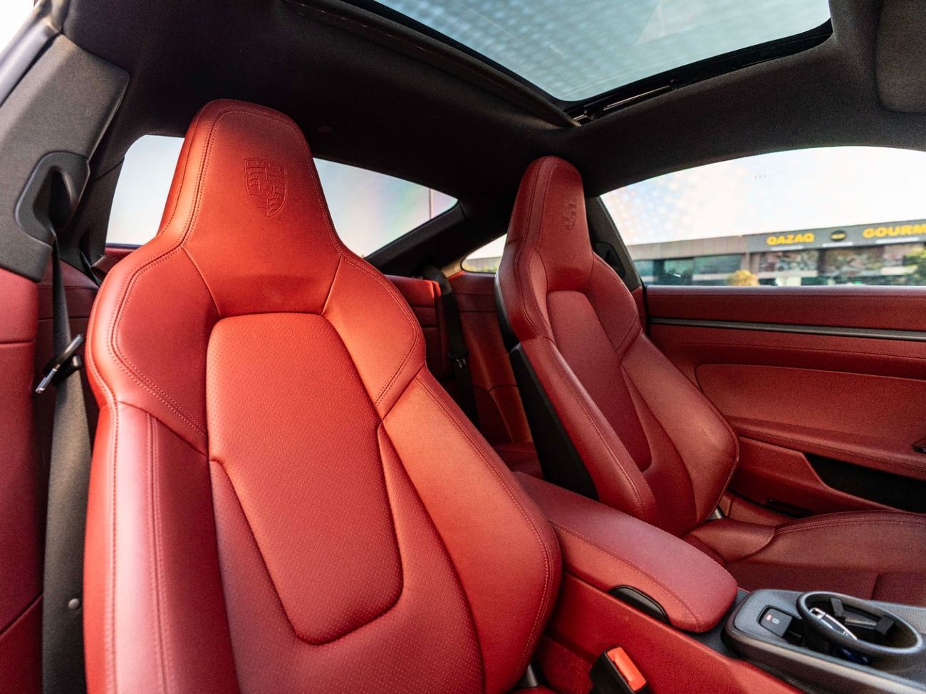 Porsche 911 Carrera 3.0L (444 HP) Coupe