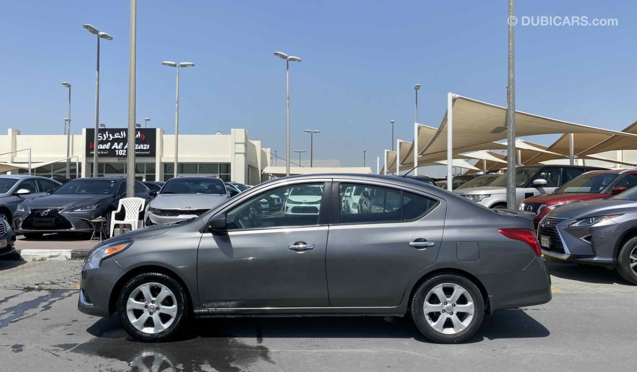 Nissan Versa S 1.6L. V4