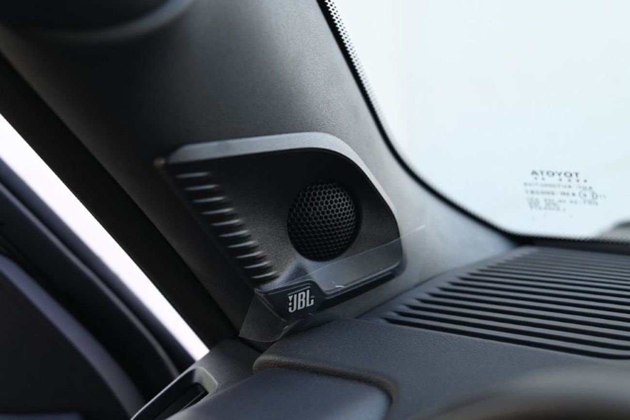 تويوتا برادو VXL 2.4L TURBO PETROL AT