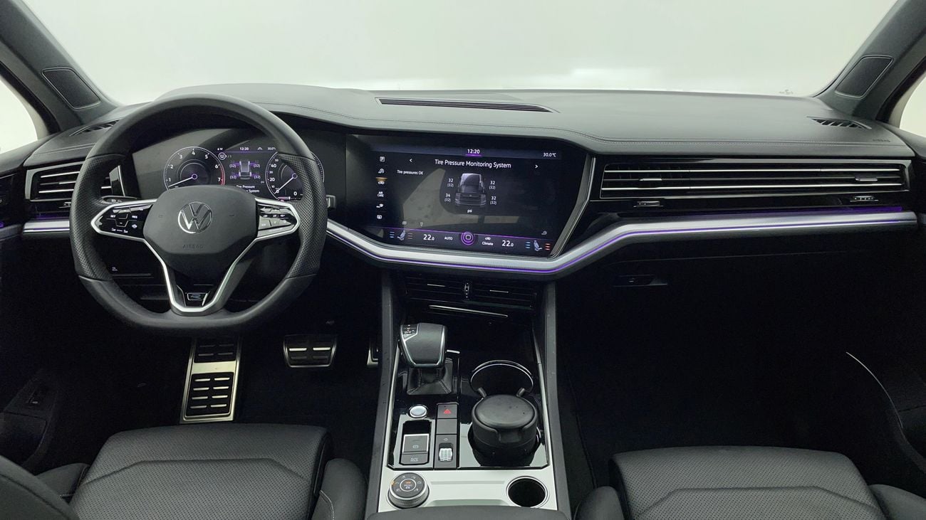 Volkswagen Touareg R LINE 3 | Zero Down Payment | Home Test Drive