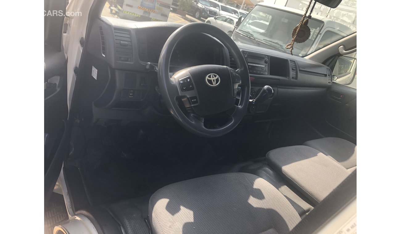 تويوتا هاياس tOYOTA hIACE hIGHROOF VAN,MODEL:2016.eXCELLENT CONDITION