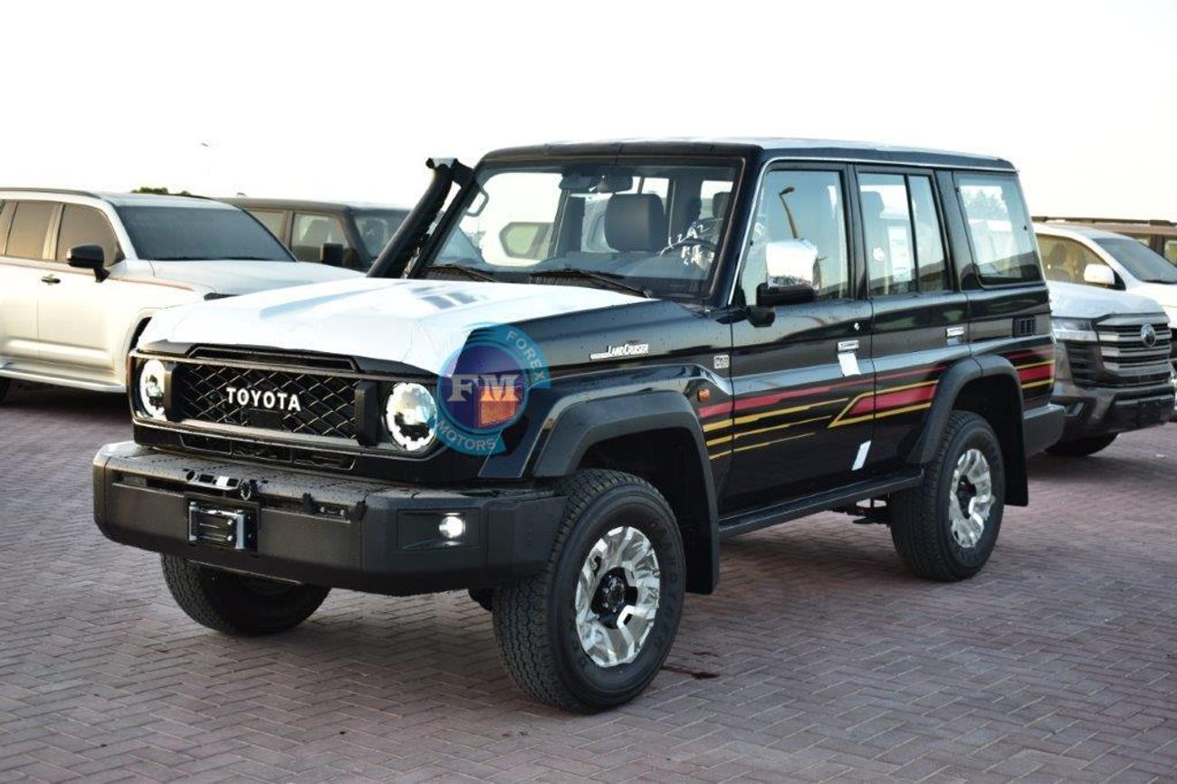 تويوتا لاند كروزر 70 76 40th Anniversary LX-Z 2.8L Diesel 4WD Automatic