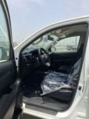 تويوتا هيلوكس Toyota Hilux Double Cab Narrow Body Manual 2.4L Diesel
