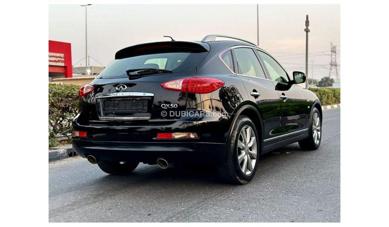 Infiniti QX50 Excellence clean car, fully loaded.