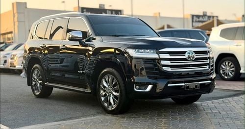 تويوتا لاند كروزر VXR