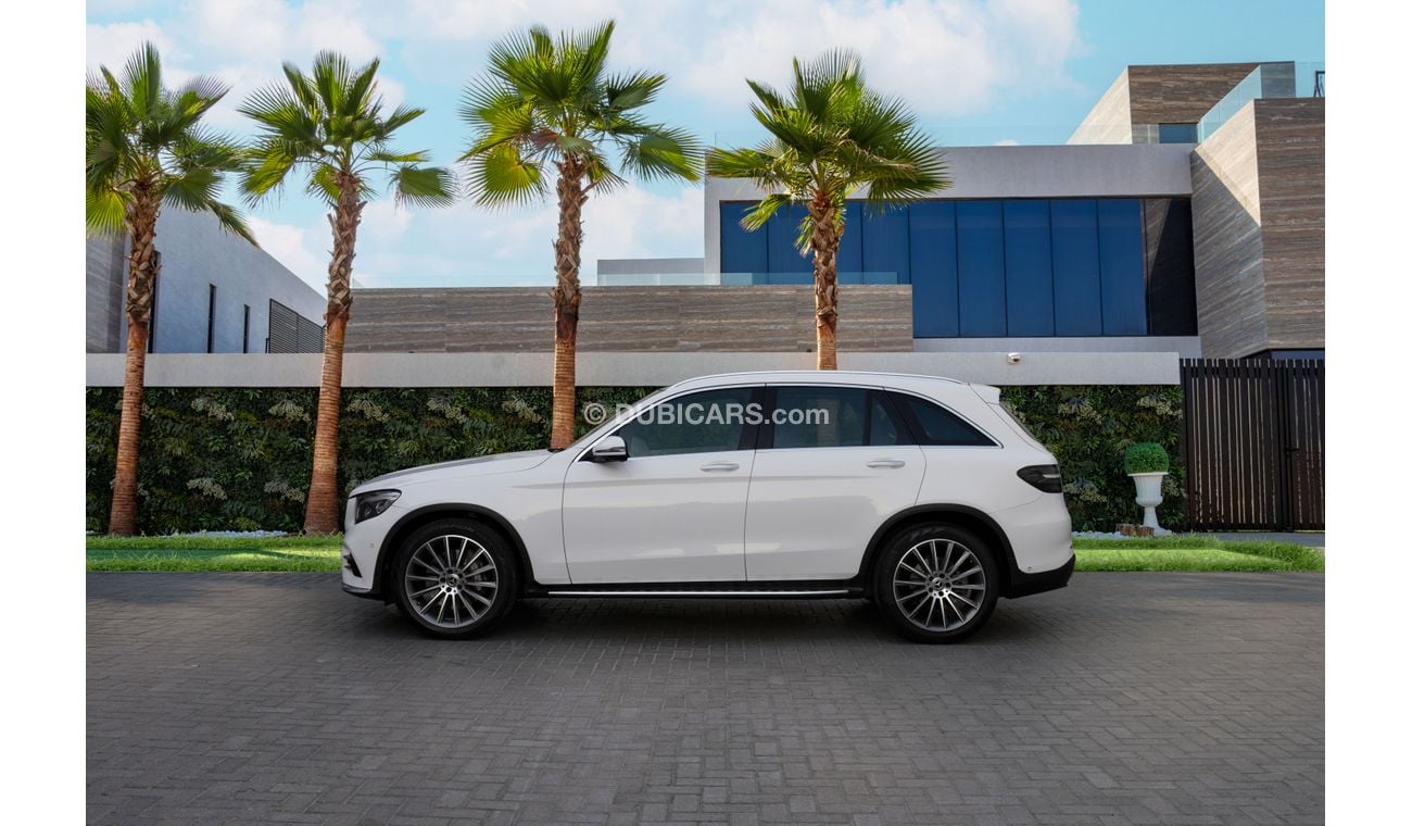Mercedes-Benz GLC 250 AMG Line | 2,877 P.M  | 0% Downpayment | Excellent Condition!