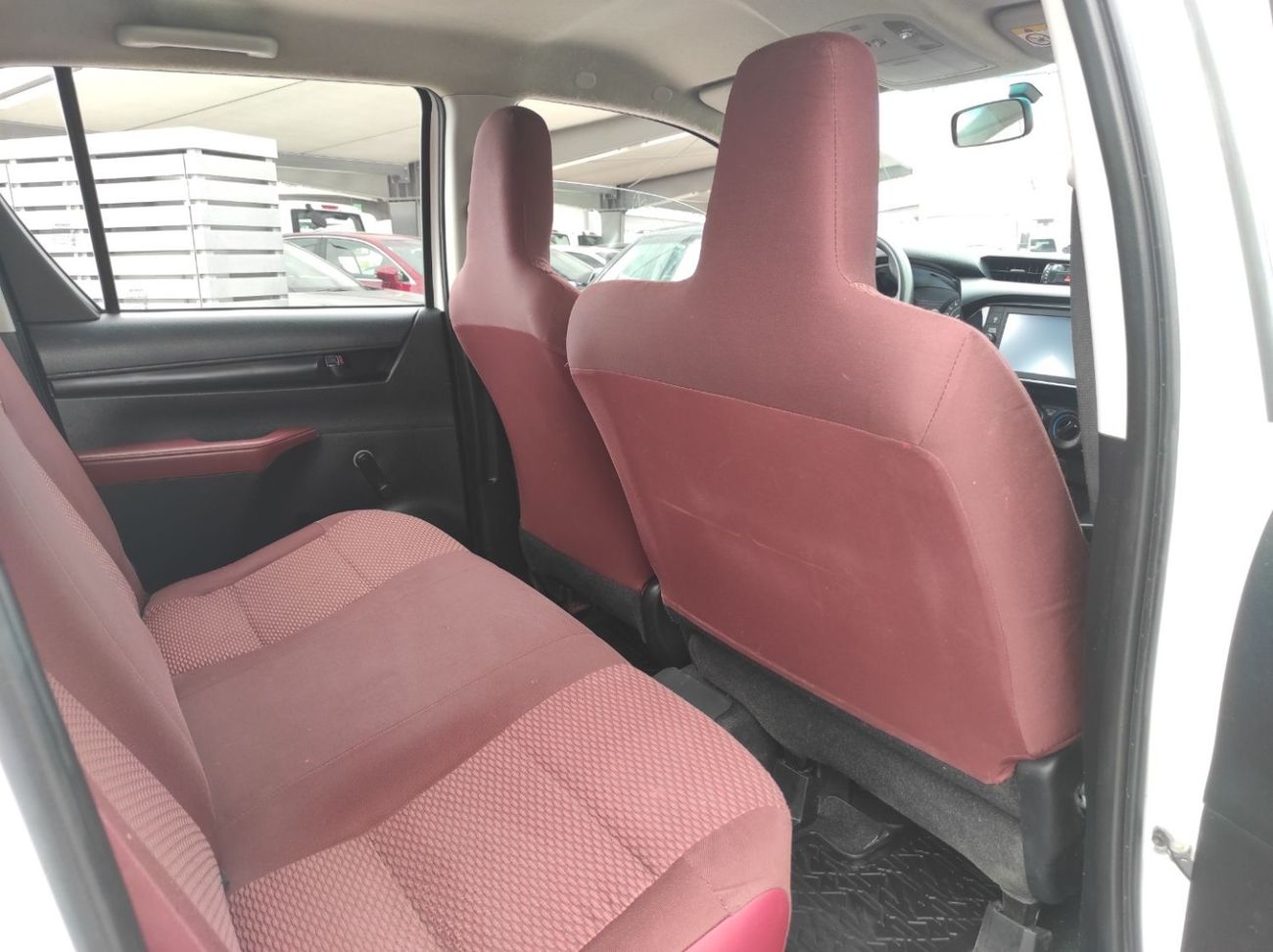 Toyota Hilux DLS 2.7L Toyota Hilux 2021 manual 4×2 petrol