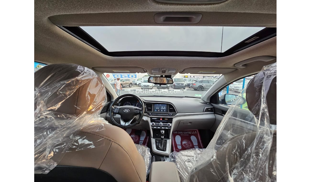 هيونداي إلانترا ELANTRA /  SUNROOF / RADAR / LEATHER (LOT # 16207)