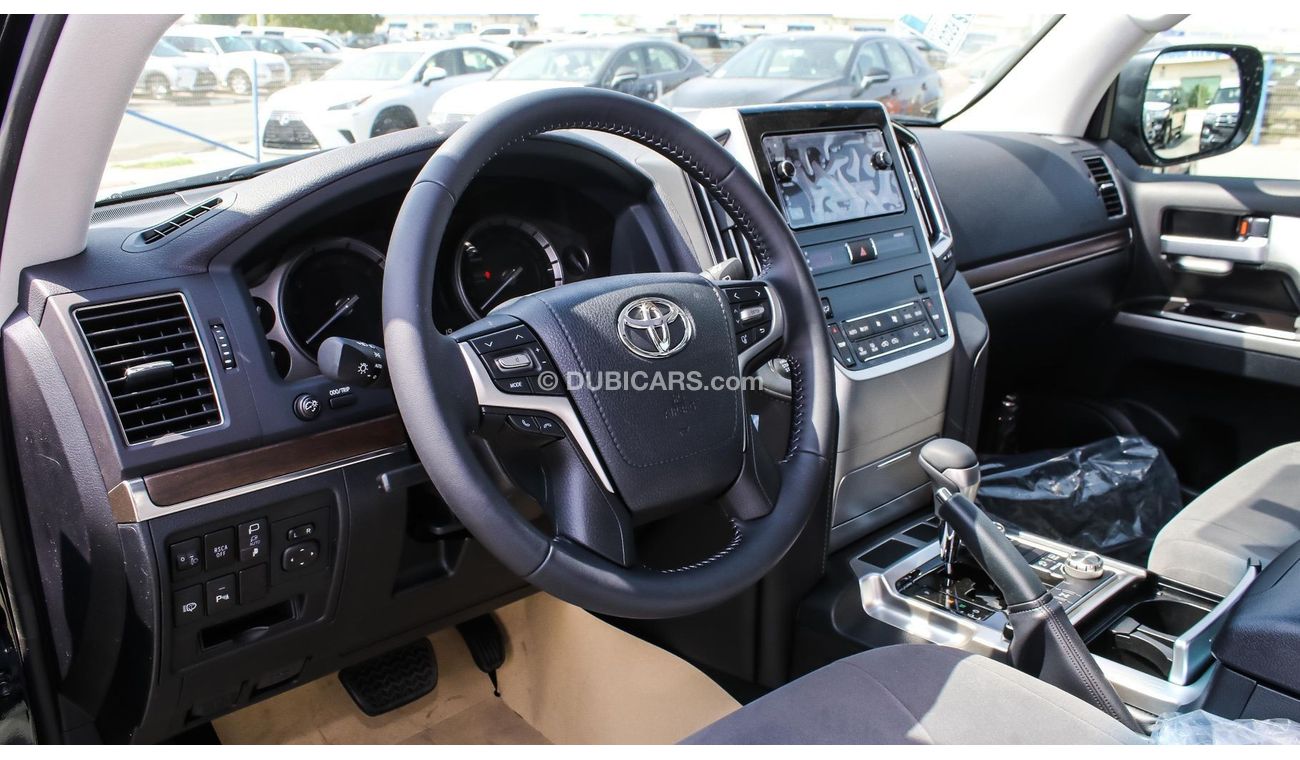 Toyota Land Cruiser VX 5.7 V8