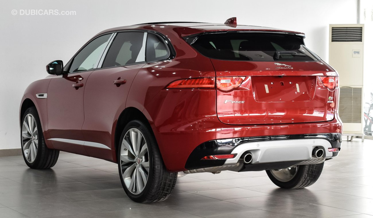 جاغوار F-Pace S AWD