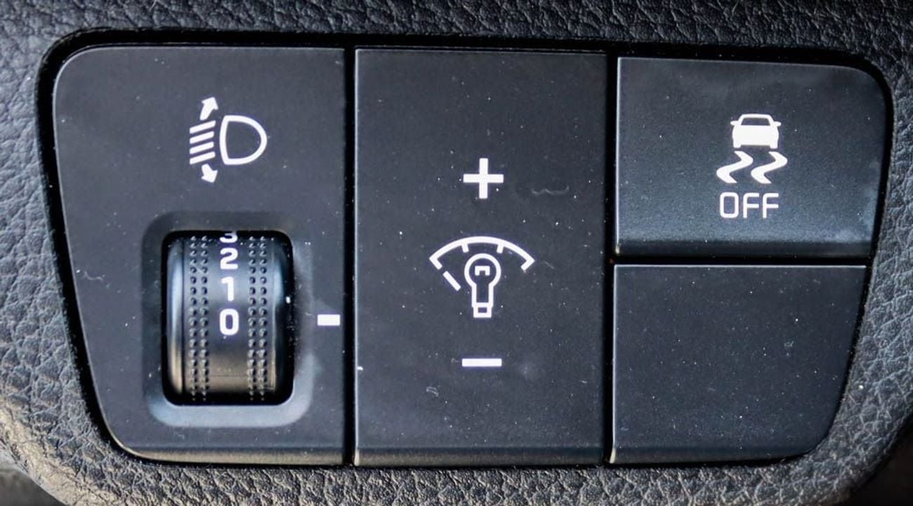 Kia Rio EX 1.4L (100 HP) Hatchback