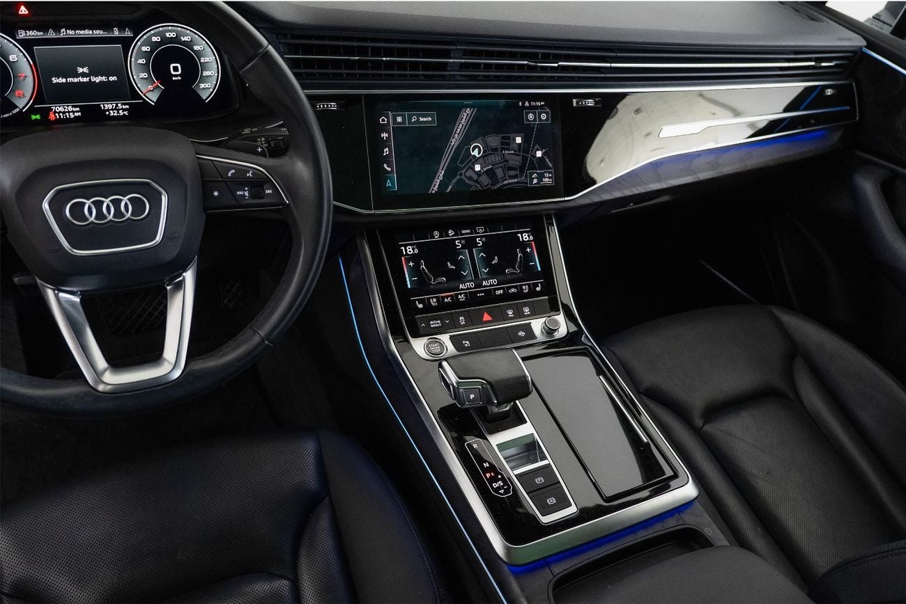 أودي Q7 55 TFSI S-LINE