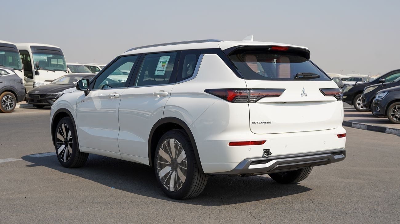 Mitsubishi Outlander Brand New 2026 Mitsubishi Outlander High Line (G03) 2.5L | 7-Seater SUV | GCC Spec | Export Only