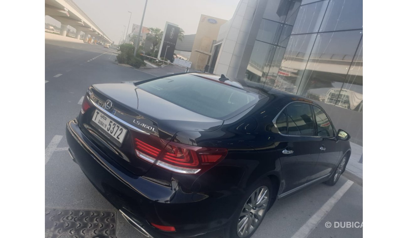 لكزس LS 460 IMMACULATE CONDITION GCC spec