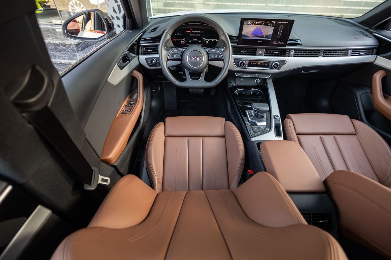 Audi A4 35 TFSI S-LINE Audi A4 40TFSI S-Line 2024 GCC | Agency Warranty | Service Contract