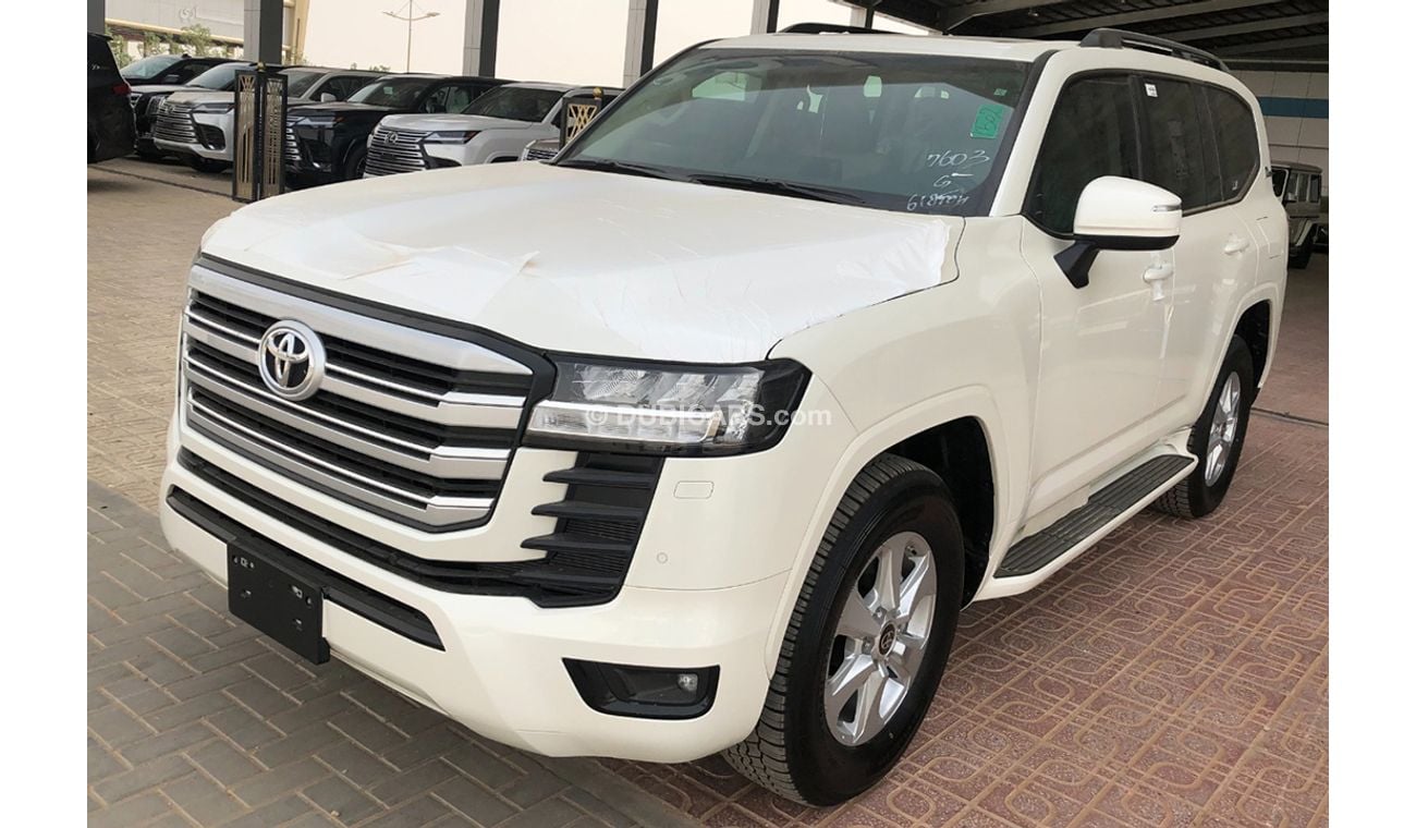 Toyota Land Cruiser L/C300 GXR-L2 3.5L PET A/T Floor 22YM - WHT_BEIG (FOR EXPORT)