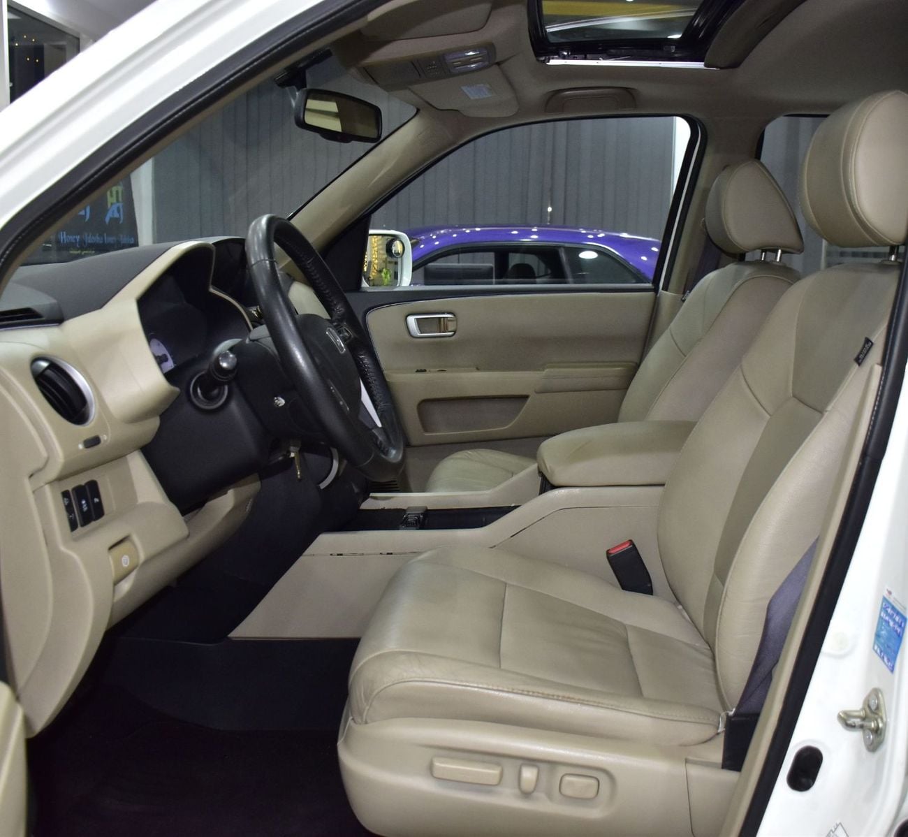 Honda Pilot EXCELLENT DEAL for our Honda Pilot 4WD ( 2015 Model ) in White Color GCC Specs