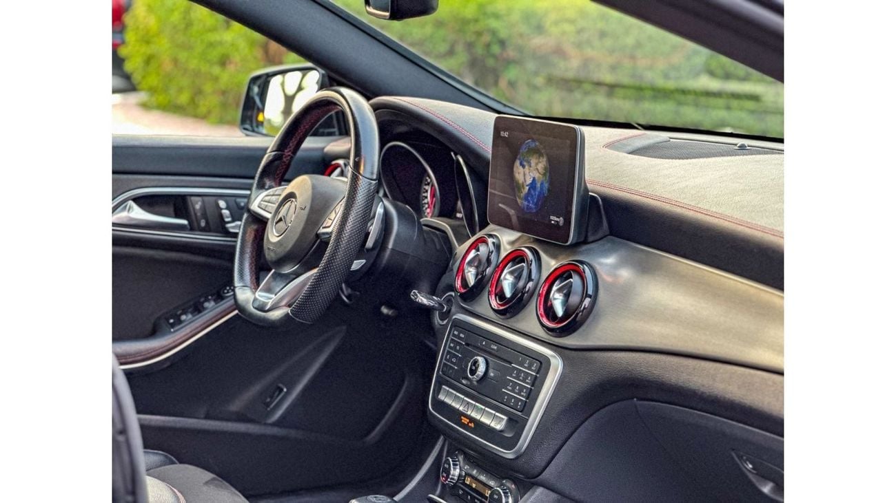 مرسيدس بنز CLA 45 AMG Std Std