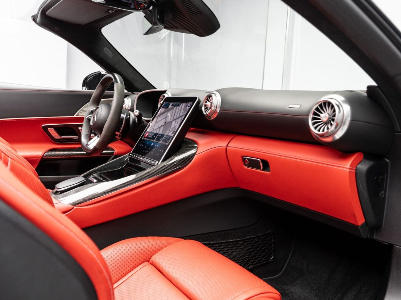 مرسيدس بنز SL 55 AMG Roadster 4Matic+