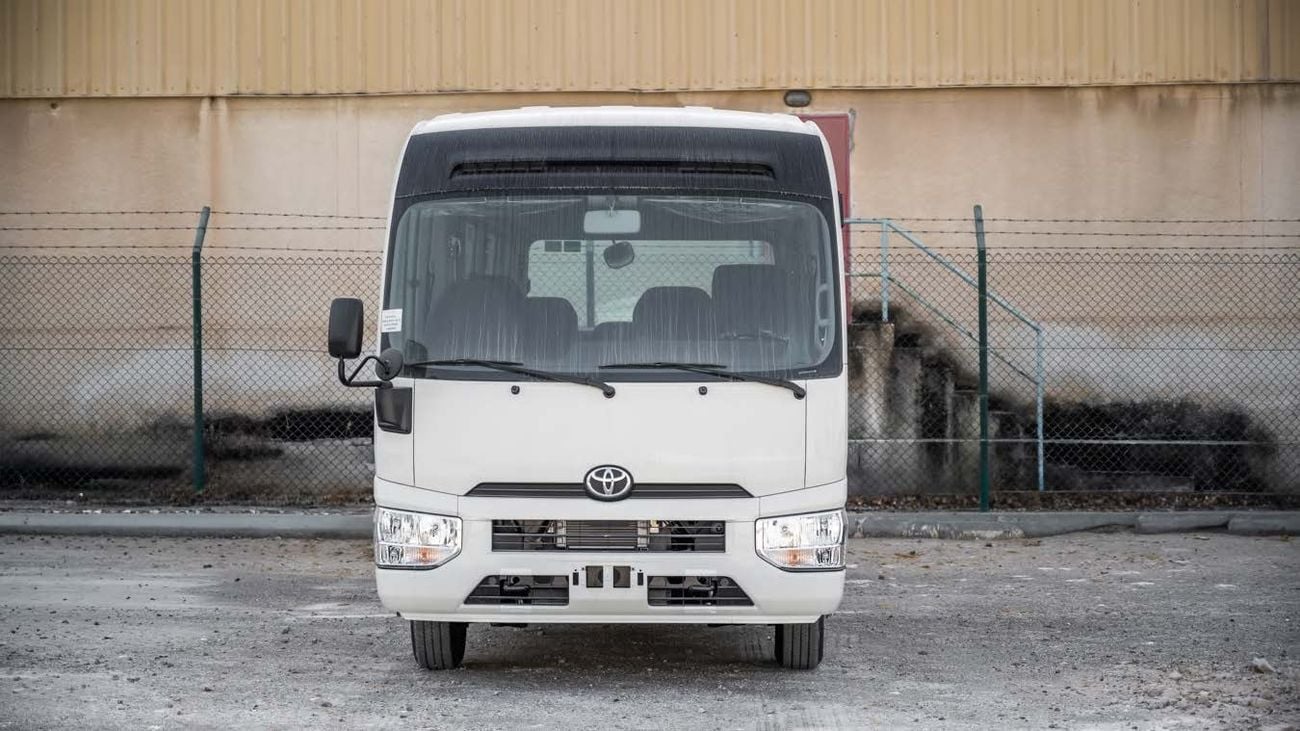 Toyota Coaster COASTER 23STR MT DSL 4.0(WHITE INSIDE MD GREY)25YM