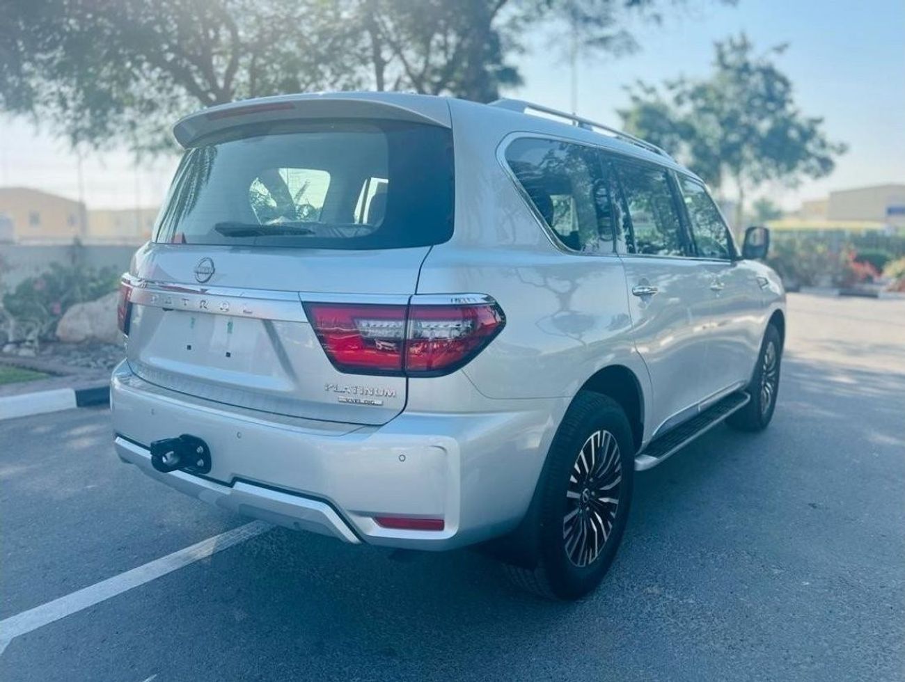 Nissan Patrol V8 PLATINUM 2024 0KM (Export)