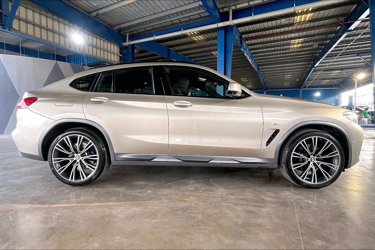 BMW X4 xDrive 30i M Sport | National Day Celebration | Guaranteed Warranty | 0 Down Payment