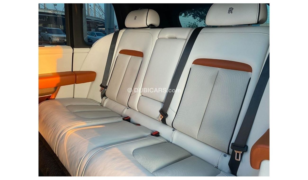 Rolls-Royce Cullinan Std GCC SPEC UNDER WARRANTY NEAT AND CLEAN