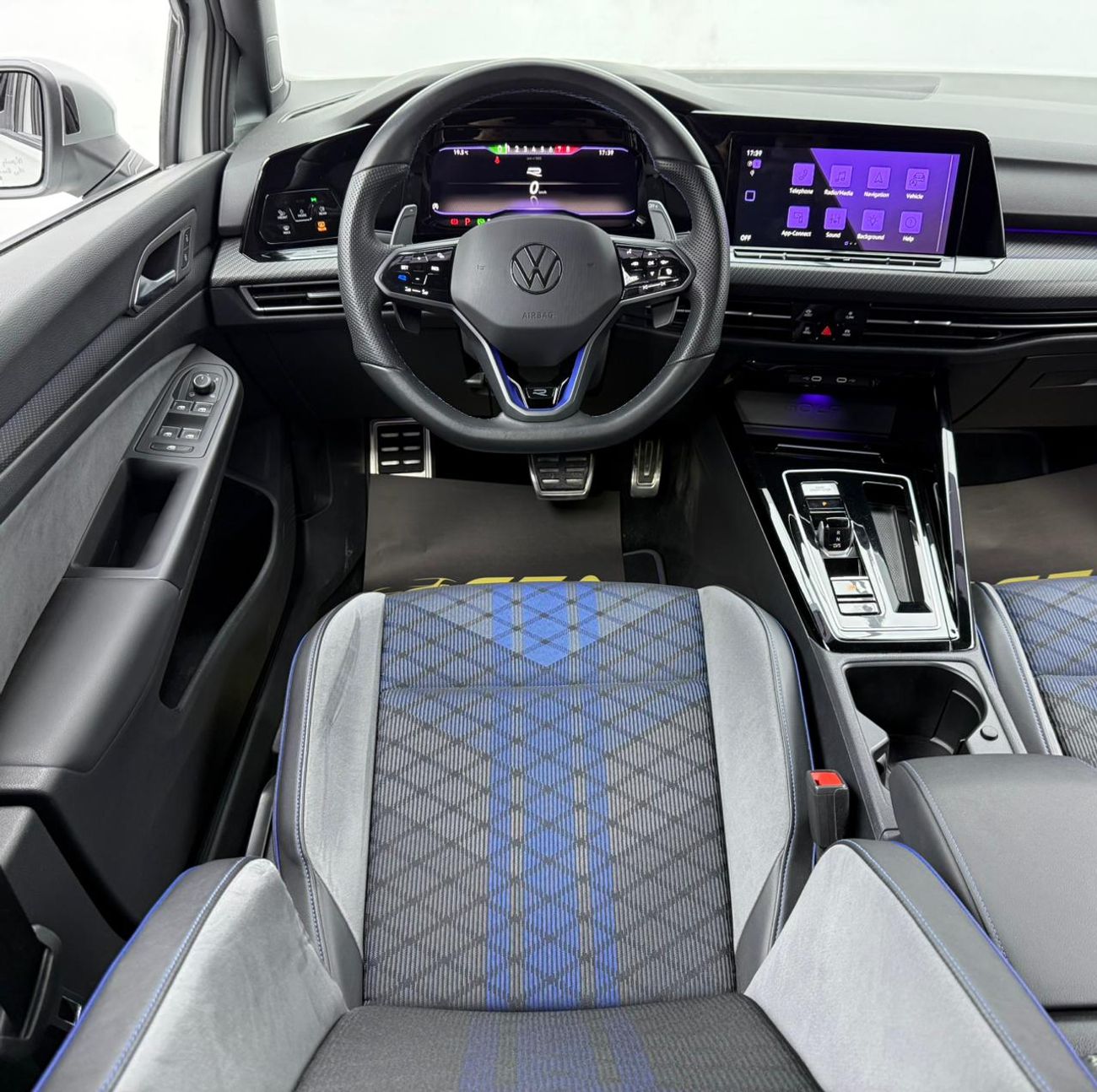 Volkswagen Golf R 2022 Volkswagen Golf R, 1 Year Warranty Unlimited Km, Full Service History, GCC