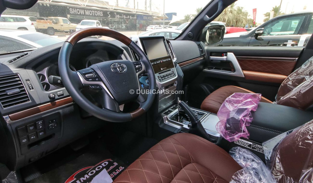 Toyota Land Cruiser White  edition VXS 5.7