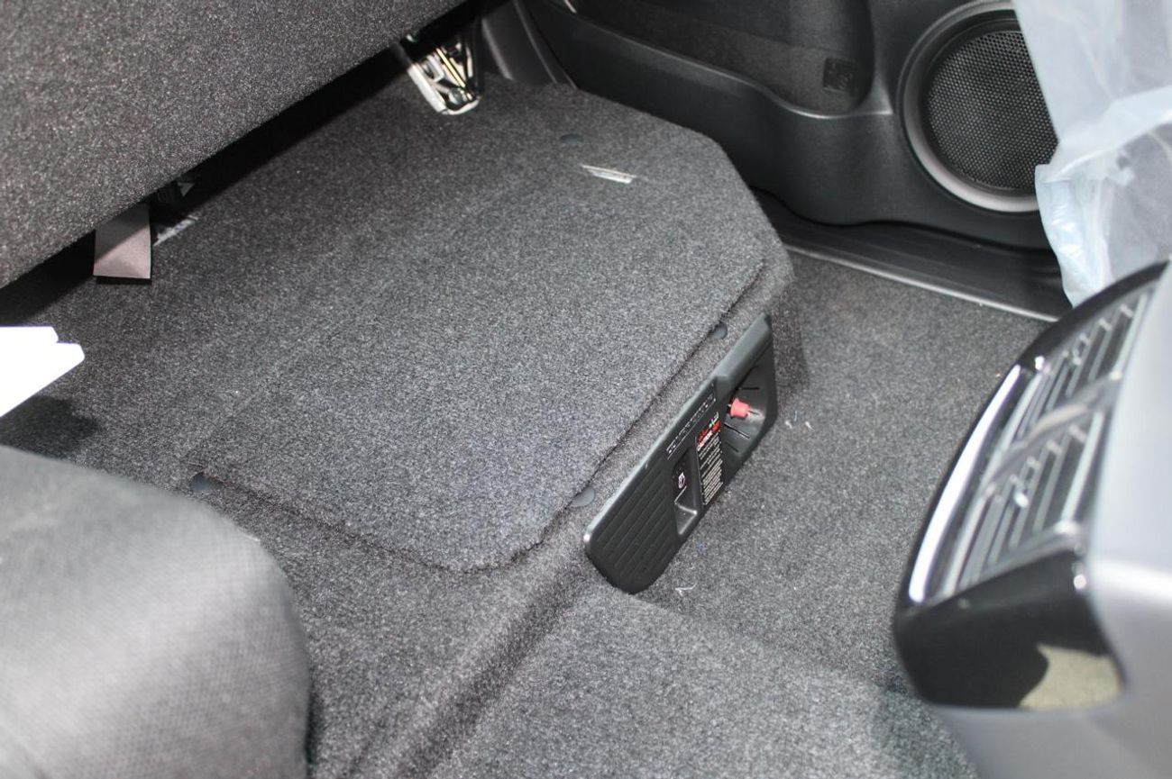 Toyota Hilux Toyota Hilux Adventure 4.0 AT 2025 OMAN