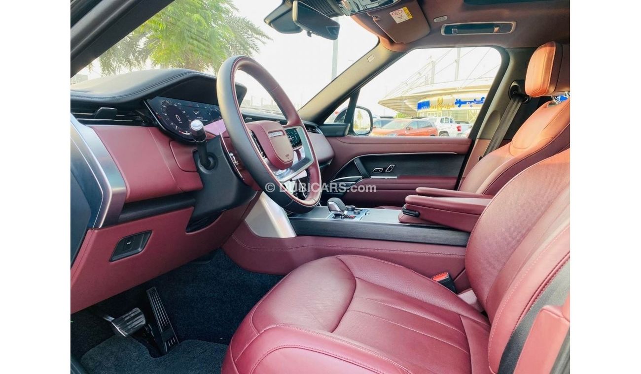 لاند روفر رينج روفر GCC SPEC UNDER WARRANTY AND SERVICE CONTRACT