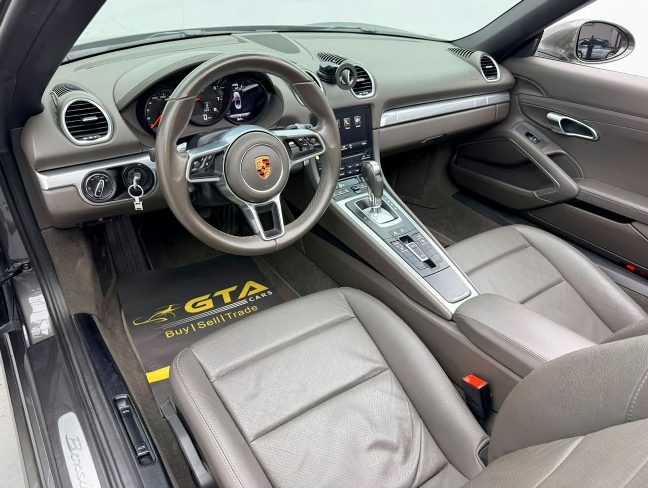 بورش بوكستر 718 STD 2017 Porsche 718 Boxster, Full Porsche Service History, Fully Loaded, Excellent Condition, GCC