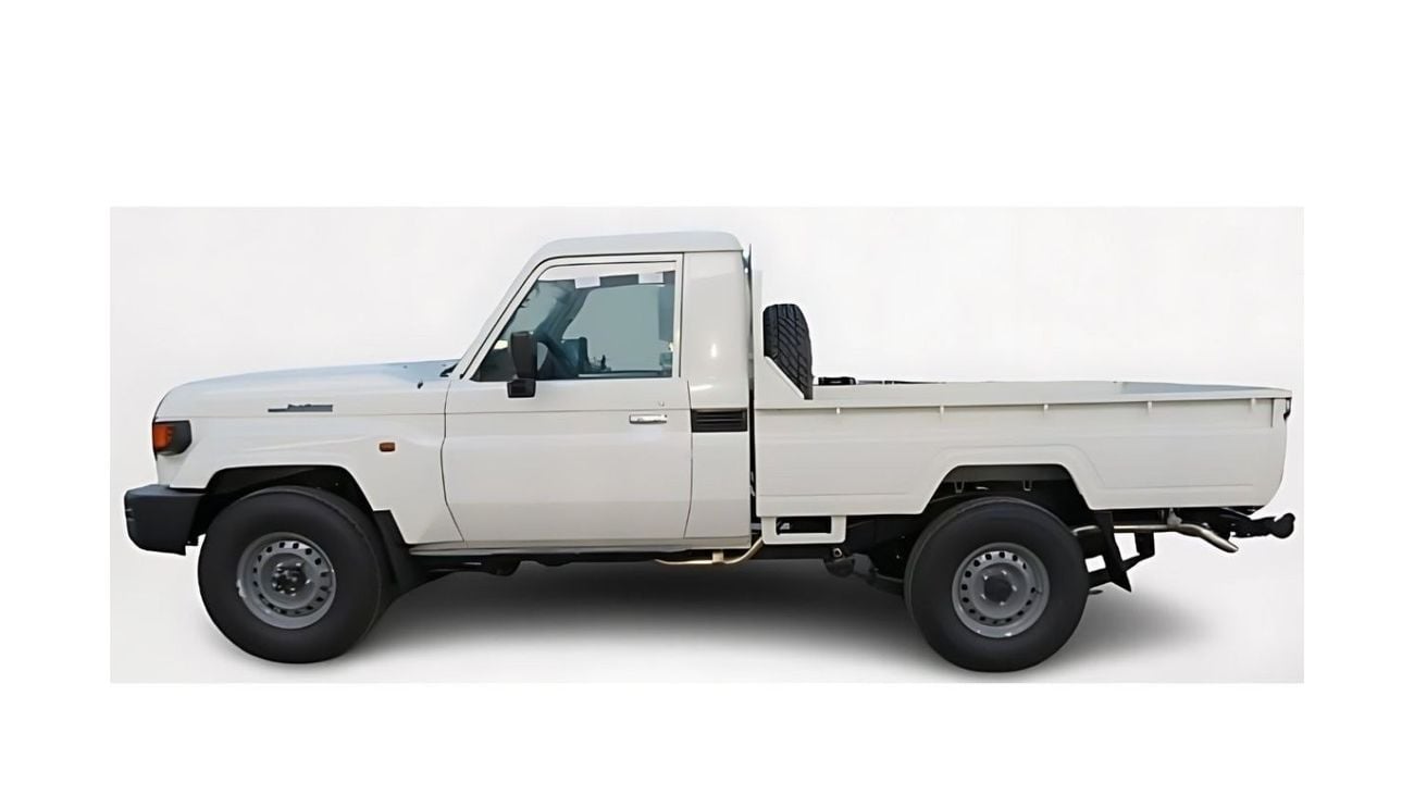 تويوتا لاند كروزر بيك آب تويوتا LC 79 بيك اب كابينة واحدة 4.5 لتر V8 ديزل موديل سنة 2024 اللون أبيض