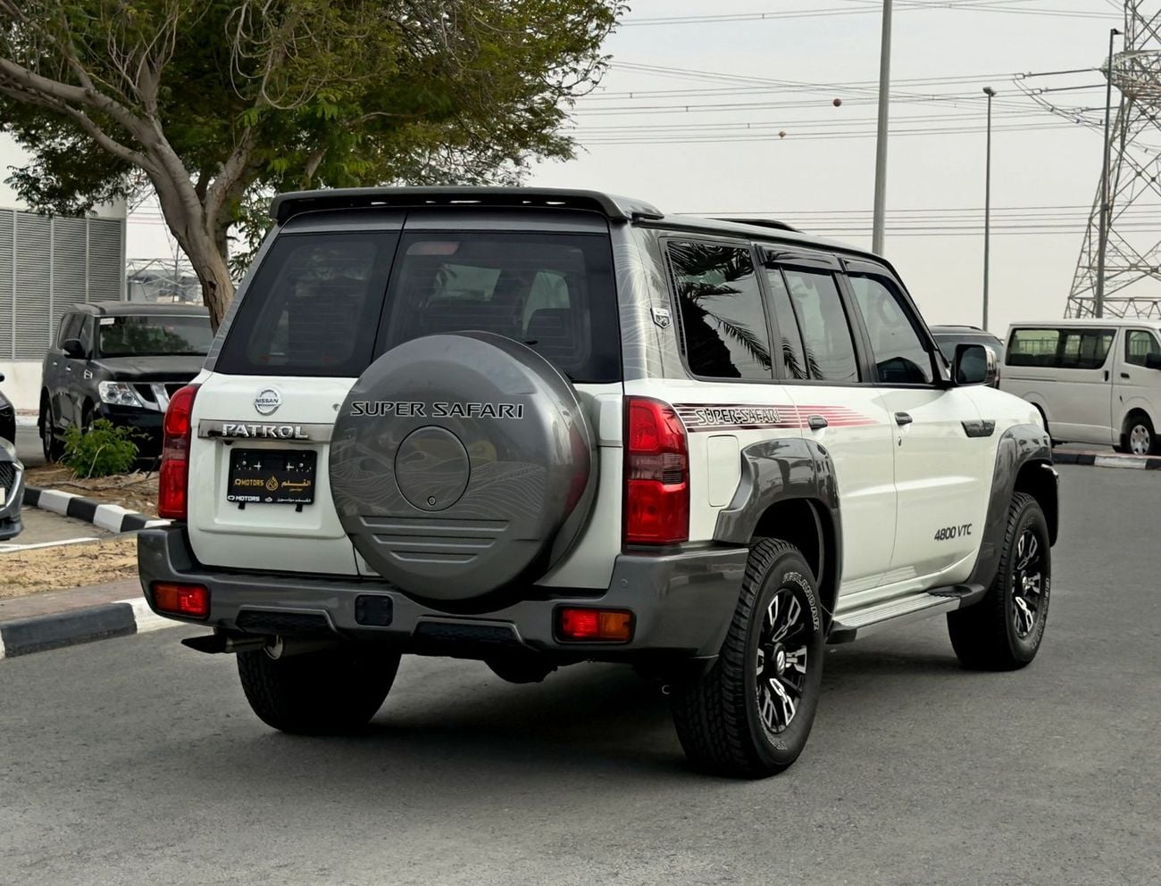 نيسان باترول سوبر سفاري