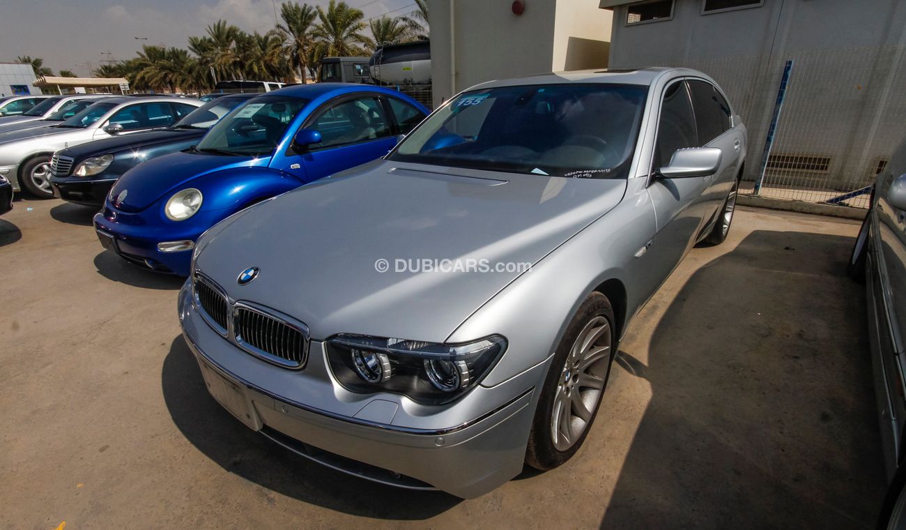 بي أم دبليو 760Li LI V12