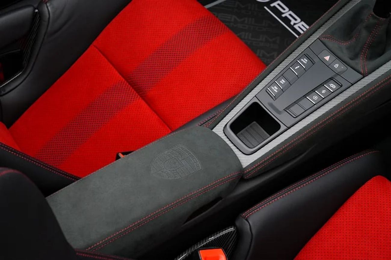 Porsche 718 Spyder RS