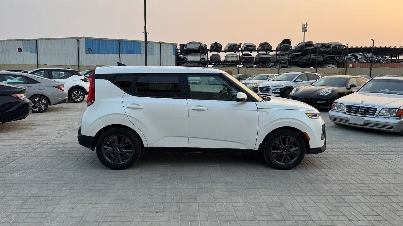 Kia Soul EX 2.0L