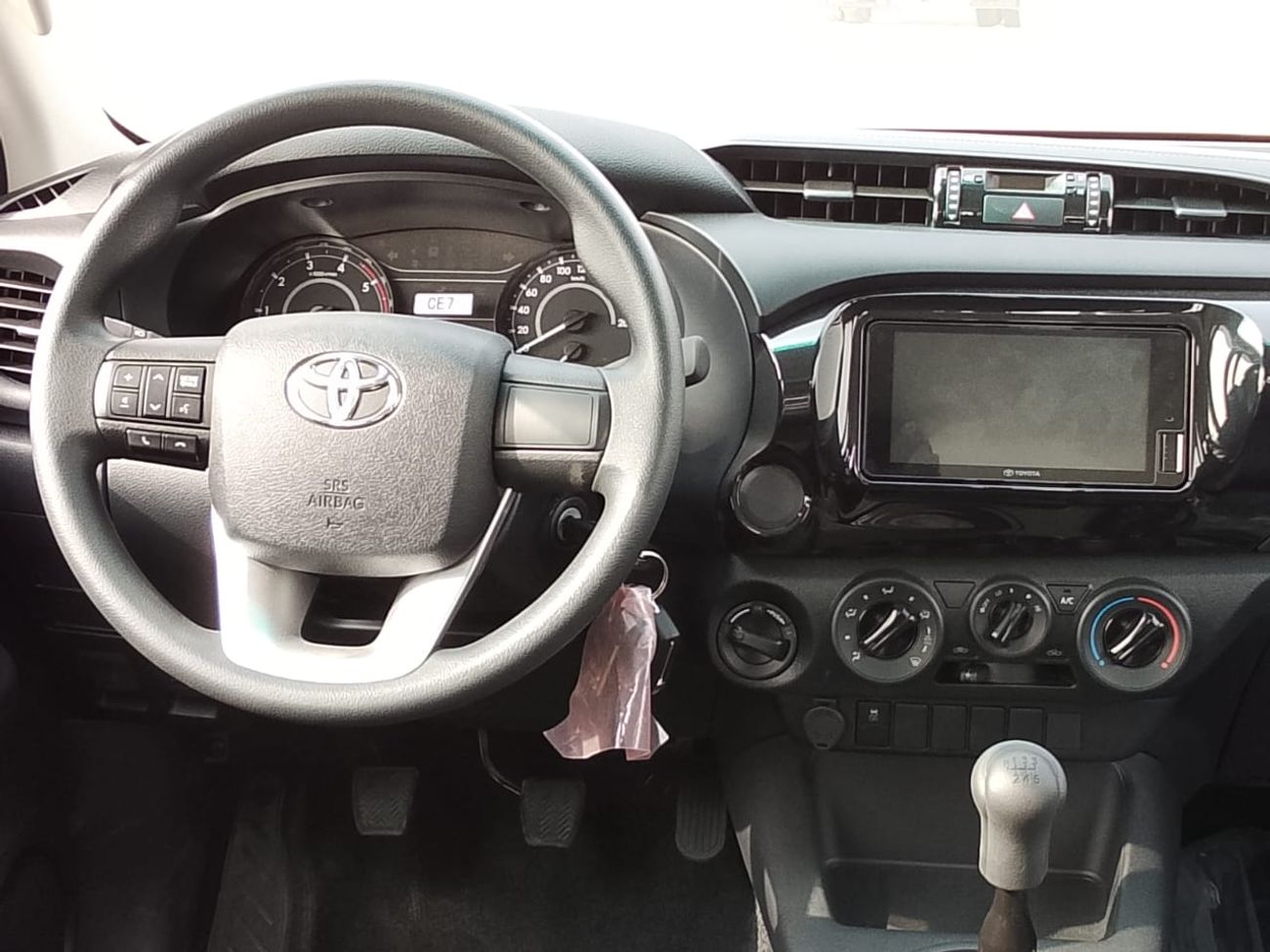 Toyota Hilux DLX Toyota Hilux 2.4 MT basic 4x4 2026 GCC