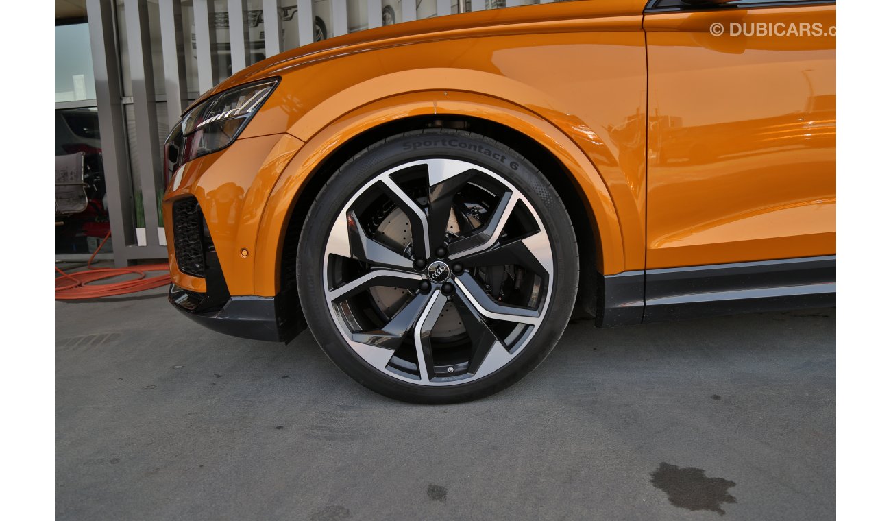 Audi RS Q8 2020  (Special Color)