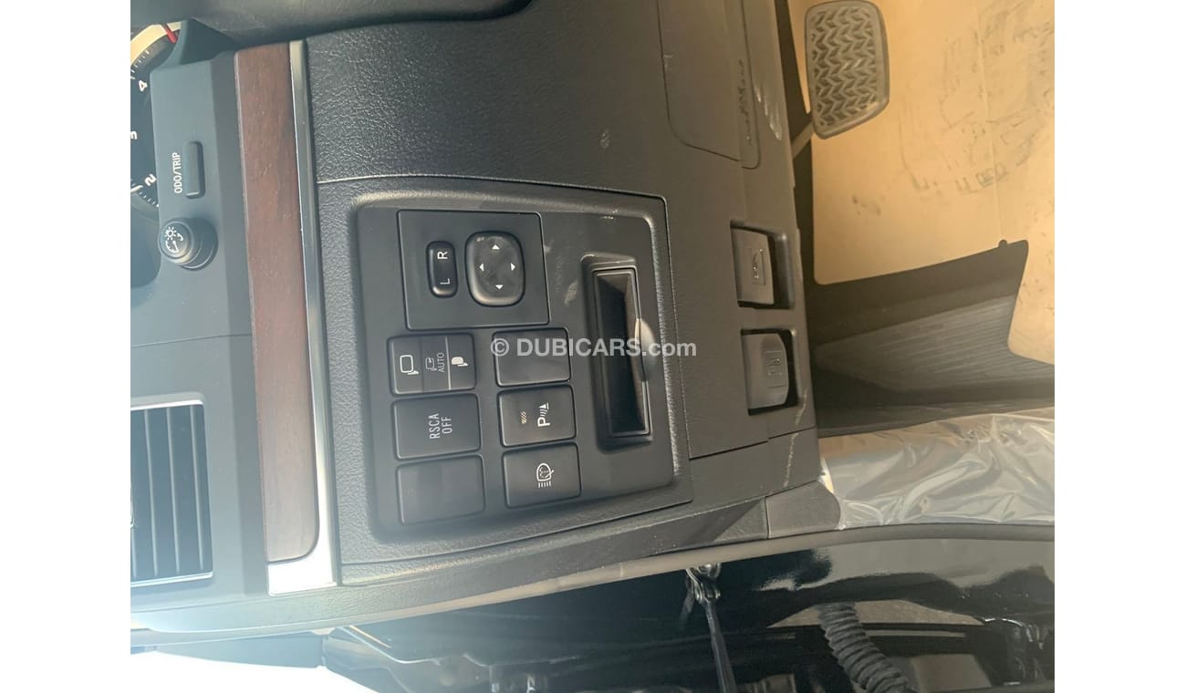 Toyota Land Cruiser TOYOTA LANDCRUISER V8 - 4500 cc DIESEL - 2019 MY - LEATHER & POWER SEAT - HEATER FOR SEAT - JBL SOUN
