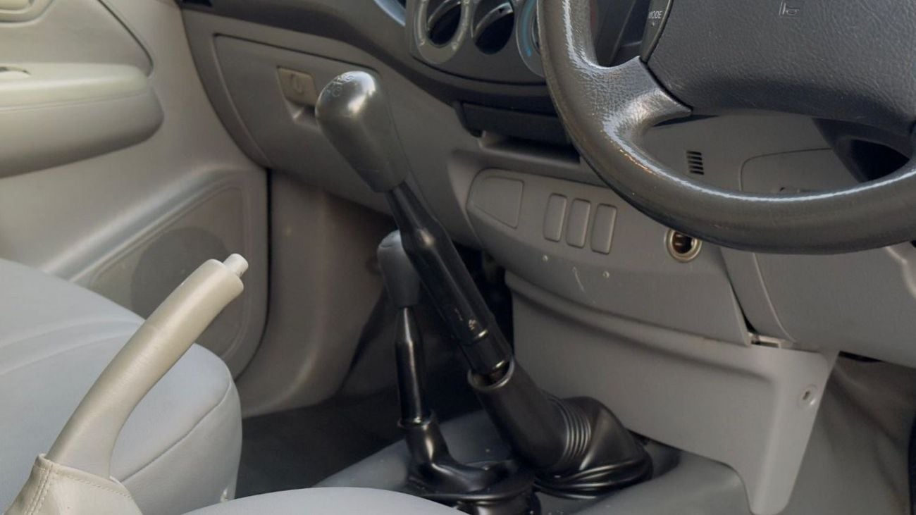 تويوتا هيلوكس -