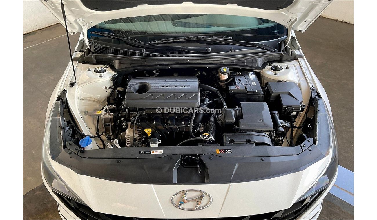 Hyundai Elantra Smart