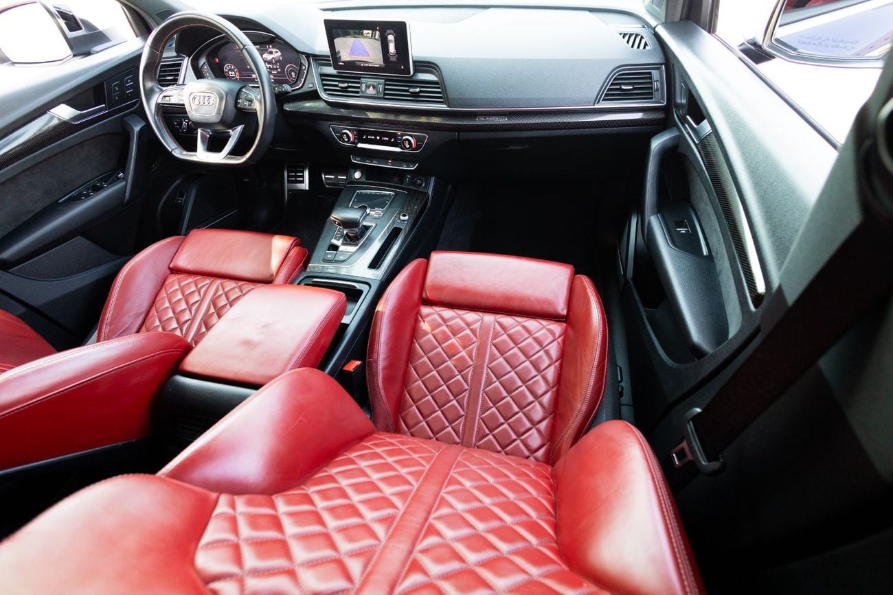 أودي SQ5 TFSI quattro 3.0L  Audi SQ5 TFSI Quattro 2020 GCC under Agency Warranty with Flexible Down-Payment.