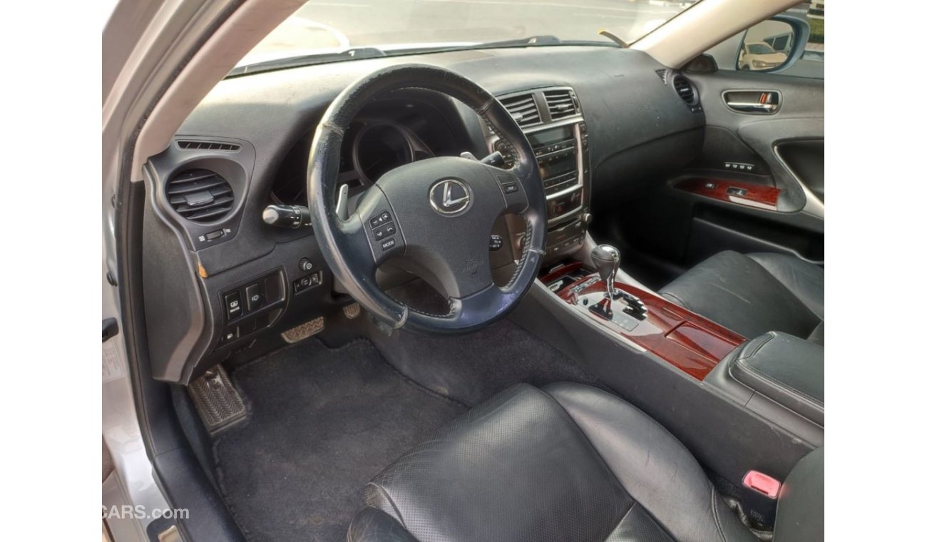 Lexus IS250 LEXUS IS250 || 2006 SILVER || PETROL	KM 251734 || LHD AUTO ||