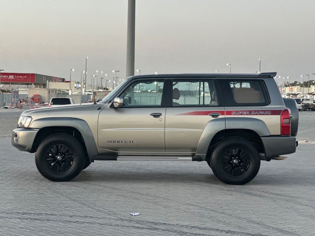 Nissan Patrol Super Safari MODEL 2019 GCC CAR PERFECT CONDITION INSIDE AND OUTSIDE FULL OPTION SUN ROO
