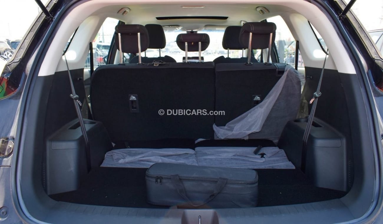 Chevrolet Captiva Black/black 1.5L ⛽ petrol SUV FWD 7 Seats with sun roof