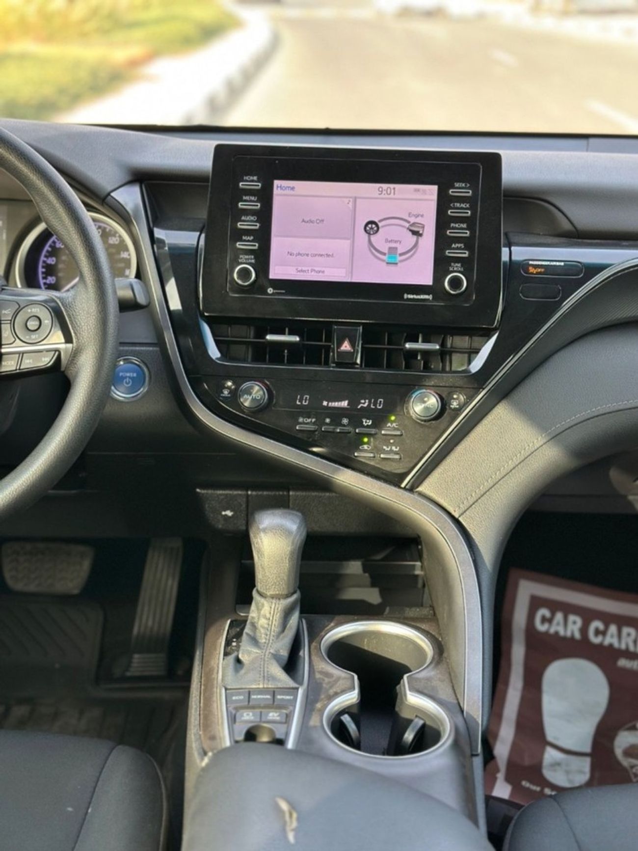 Toyota Camry Hybrid LE HEV 2.5L